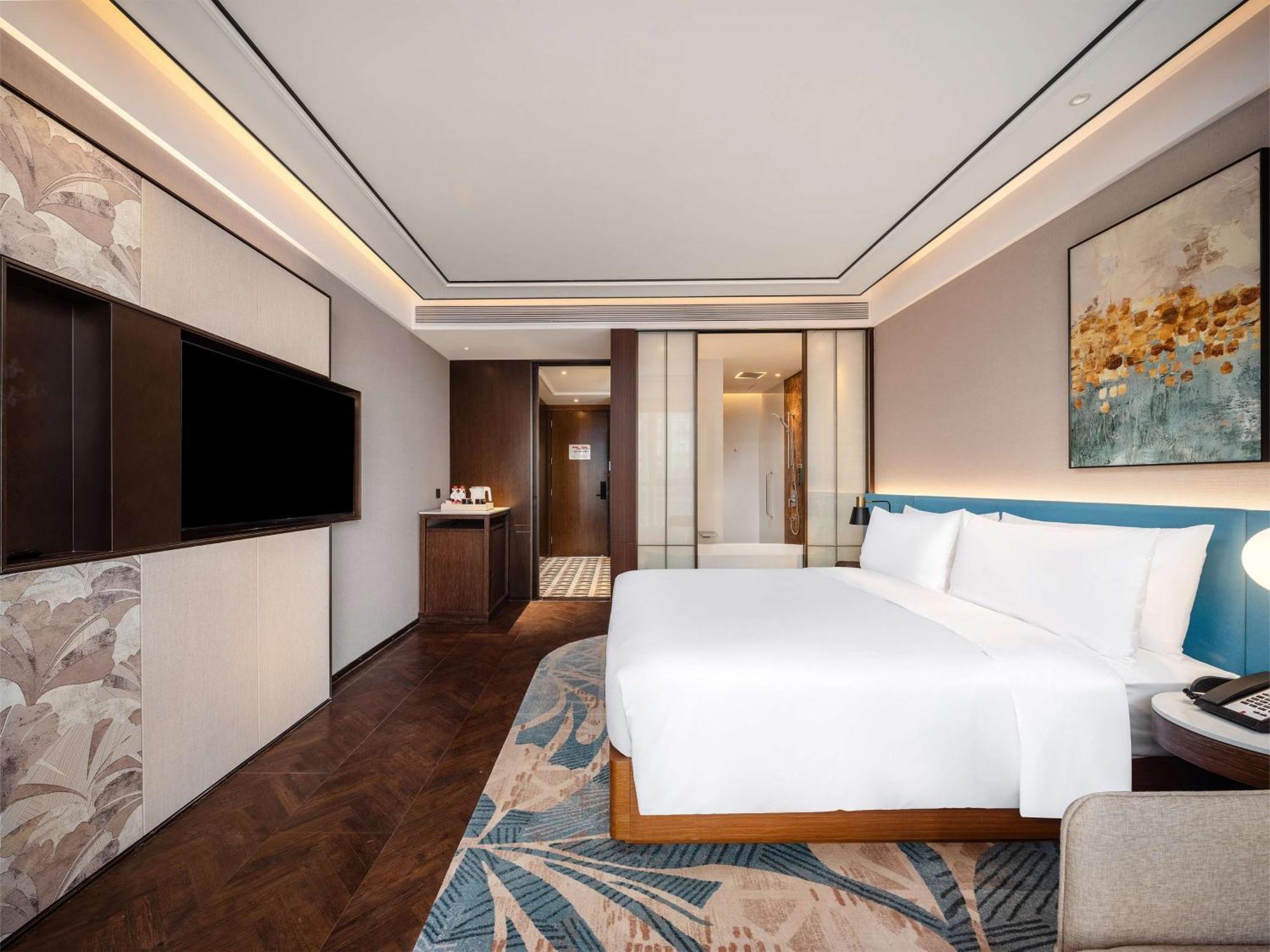 Hilton Garden Inn Beijing Guomao Exterior photo