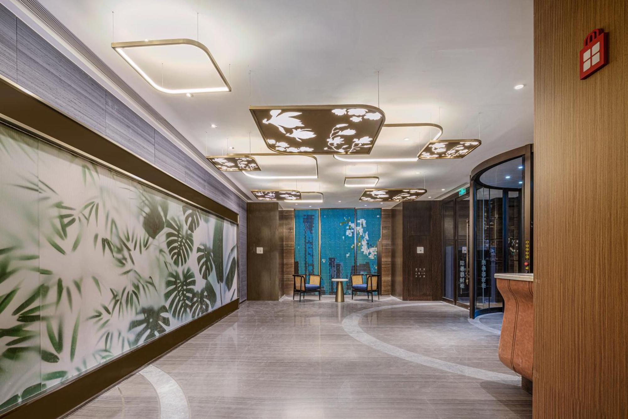 Hilton Garden Inn Beijing Guomao Exterior photo
